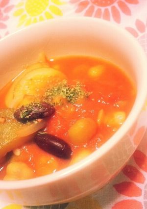 切って煮込むだけ！お手軽トマトビーンズ-レシピのメイン写真