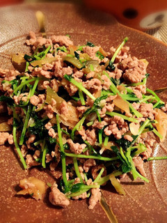 豆苗とひき肉のサッと炒め-レシピのメイン写真