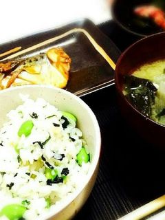 色鮮やか!枝豆と生姜の混ぜご飯-レシピのメイン写真