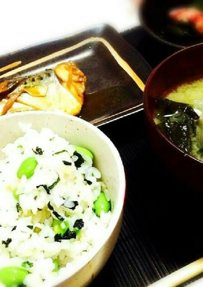 色鮮やか！枝豆と生姜の混ぜご飯-レシピのメイン写真