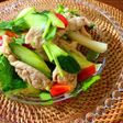 おかずになる!豚肉のエスニックサラダ