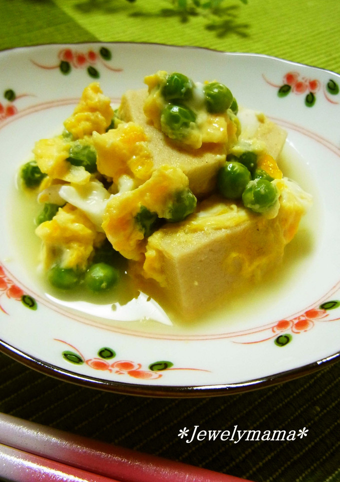 優しい♪えんどう豆と高野豆腐の卵とじ-レシピのメイン写真