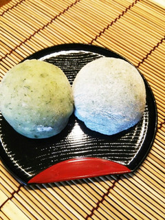 もち粉☆レンジで簡単!よもぎ餅・草大福♪-レシピのメイン写真