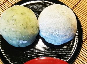 もち粉☆レンジで簡単！よもぎ餅・草大福♪-レシピのメイン写真