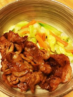 野菜もたっぷり☆豚丼-レシピのメイン写真