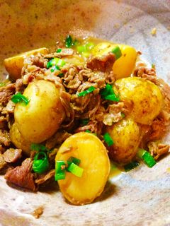 新じゃがと肉の炒め煮♡ホクホク〜♡-レシピのメイン写真