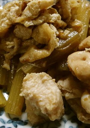 鶏と油揚の出汁しみこんだ「蕗煮」!-レシピのメイン写真