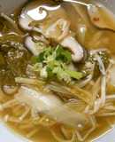 山東菜と 椎茸 えのきの ピリ辛中華煮！