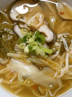 山東菜と 椎茸 えのきの ピリ辛中華煮!-レシピのメイン写真