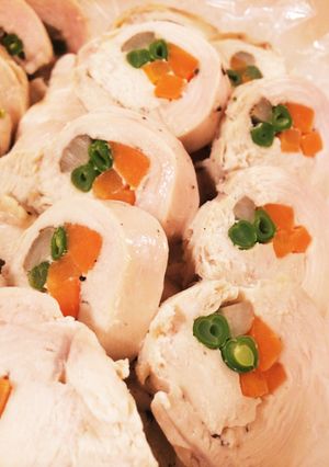 レンジで簡単！三色野菜のチキンロール-レシピのメイン写真