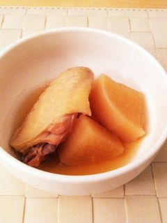 簡単おいしい♡鶏手羽と大根の煮物-レシピのメイン写真