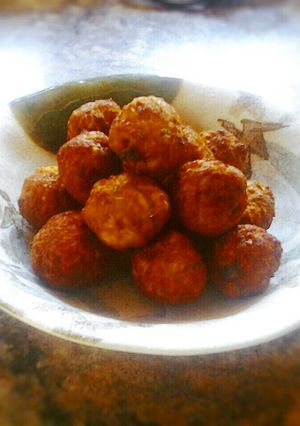 簡単、混ぜて揚げるだけ。鮭缶ボール-レシピのメイン写真