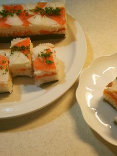 スモークサーモンと大根の押し寿司-レシピのメイン写真