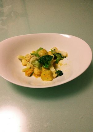 たっぷり野菜のイカのオーロラソースあえ-レシピのメイン写真