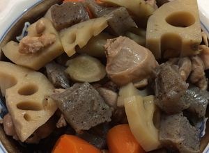簡単万歳！鶏肉と蓮根ごぼうのうま煮☆-レシピのメイン写真