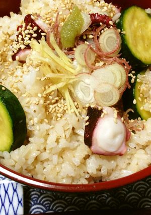 冷ご飯でも！　タコとズッキーニの混ぜご飯-レシピのメイン写真