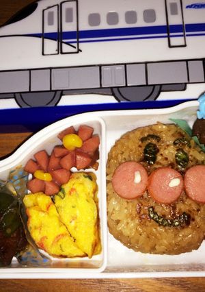 焼きおにぎりで☆アンパンマンのキャラ弁-レシピのメイン写真