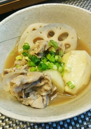［夏でもお鍋♪］豚しゃぶと根菜の黒酢鍋-レシピのメイン写真