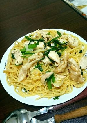 鶏むね肉とニラのガーリックパスタ-レシピのメイン写真