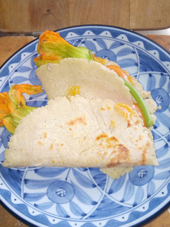 メキシコの季節限定ケサディア-レシピのメイン写真