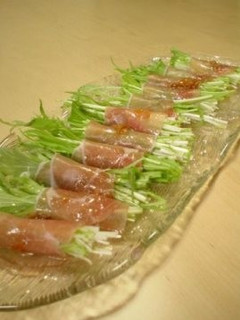 水菜と生ハムの巻き巻きサラダ-レシピのメイン写真