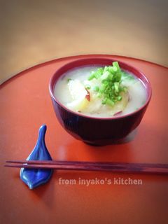 薩摩芋と白菜、玉葱の味噌汁-レシピのメイン写真