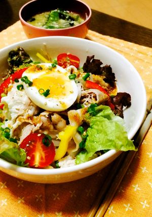 野菜も一緒に♪…冷しゃぶ丼。-レシピのメイン写真