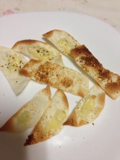 餃子の皮のおつまみ兼子供のおやつ-レシピのメイン写真