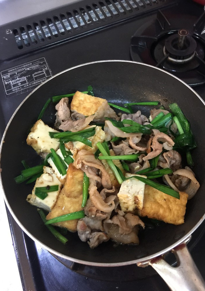 簡単10分☆ 厚揚げとニラの豚肉炒め-レシピのメイン写真