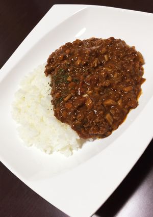 ミニトマトとひき肉の濃く旨！ハヤシライス-レシピのメイン写真