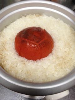 丸ごと1個トマトご飯-レシピのメイン写真