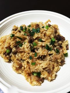 安い牛肉で美味しい☆焼き肉ピラフ-レシピのメイン写真