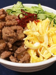 *そぼろ丼*-レシピのメイン写真