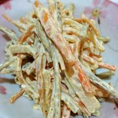รูปของ ☆カロリーハーフマヨで根菜サラダ☆