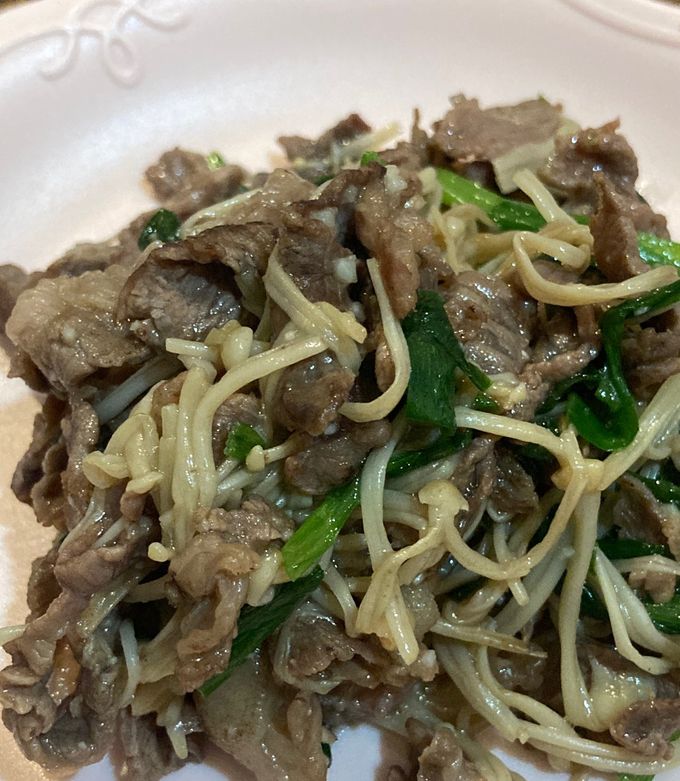 牛こまとニラとエノキの炒め物-レシピのメイン写真