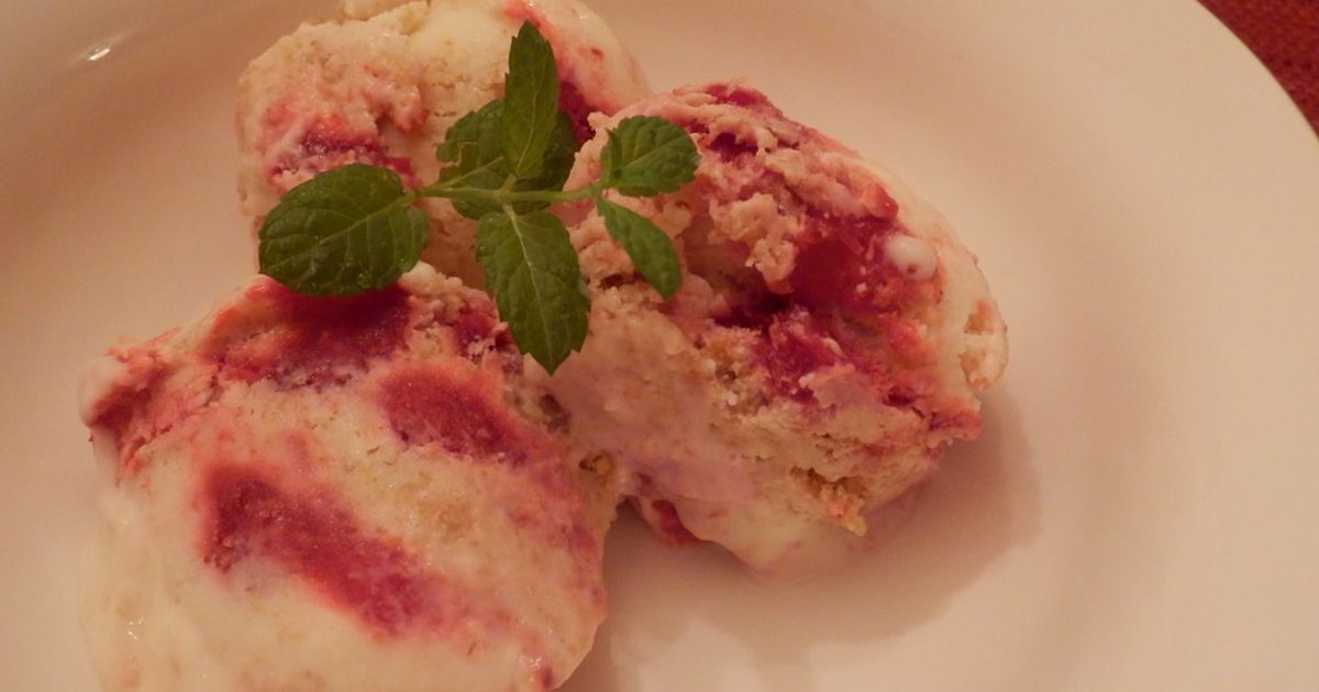 アイスクリーム☆ストロベリーチーズケーキ by 勇気凛りん岸田