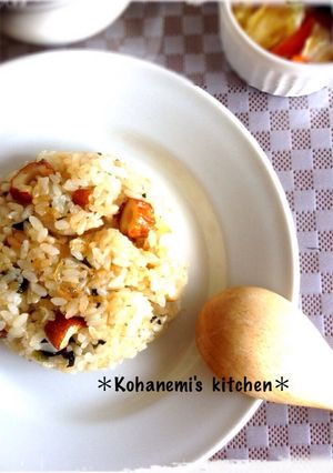 焦がし醤油が美味＊海の幸いっぱい炒飯-レシピのメイン写真