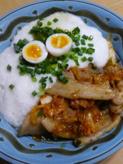 豚キムチととろろご飯のワンプレート-レシピのメイン写真