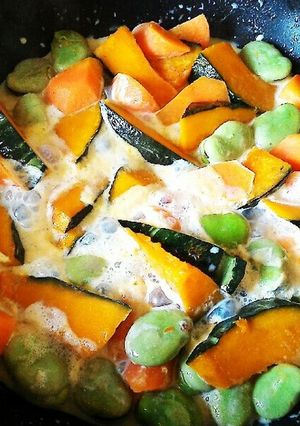 朝ごはんに！彩り野菜のミルク煮-レシピのメイン写真