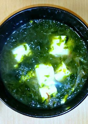 お湯を注ぐだけ❗あおさと豆腐のみそ汁-レシピのメイン写真