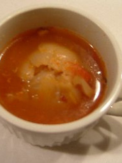 丸ごと玉葱のトマトスープ-レシピのメイン写真