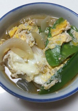 絹さやと玉ねぎの卵とじ-レシピのメイン写真