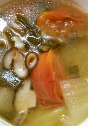 簡単！　トマトとチンゲン菜の　中華スープ-レシピのメイン写真