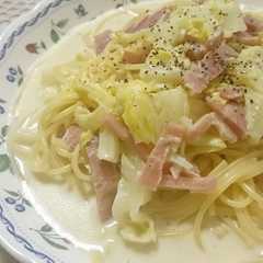 รูปของ 春キャベツとベーコンの豆乳クリームパスタ