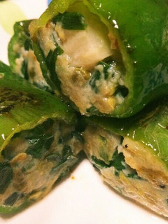 餃子のタネでまるごとピーマンの肉詰め♪-レシピのメイン写真