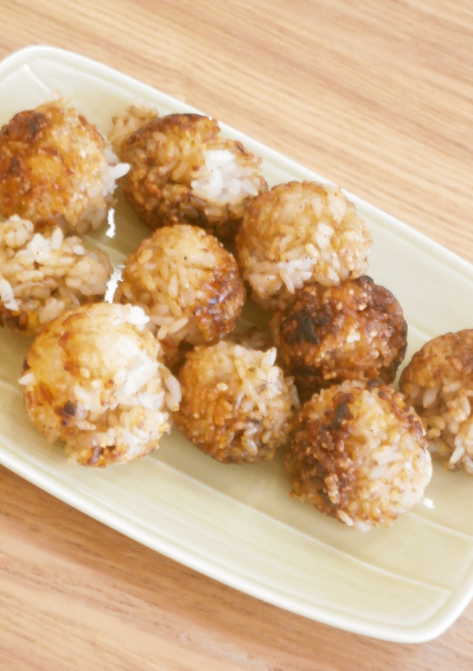 たこ焼き器de柚子胡椒IN焼きおにぎり-レシピのメイン写真