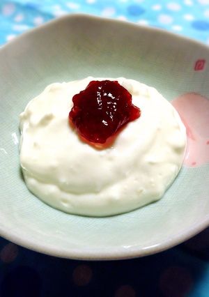 息子友達絶賛♡カルピス味のヨーグルト♫-レシピのメイン写真