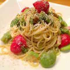 รูปของ そら豆とモッツァレラチーズの冷製パスタ