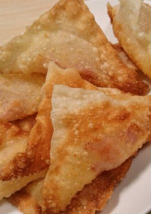 焼売の皮でﾊﾟﾘﾊﾟﾘチーズおつまみ-レシピのメイン写真