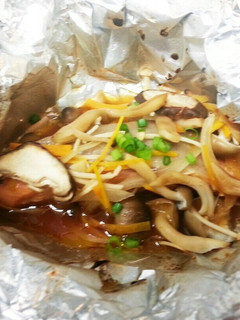 塩鮭ときのこのバタぽんホイル焼き-レシピのメイン写真